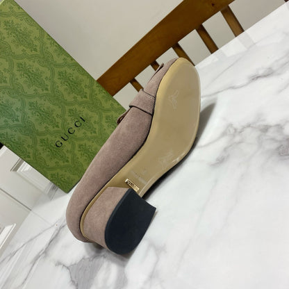 GG 26SS Chunky Heel Pump 50 Taupe Patent Leather 640555