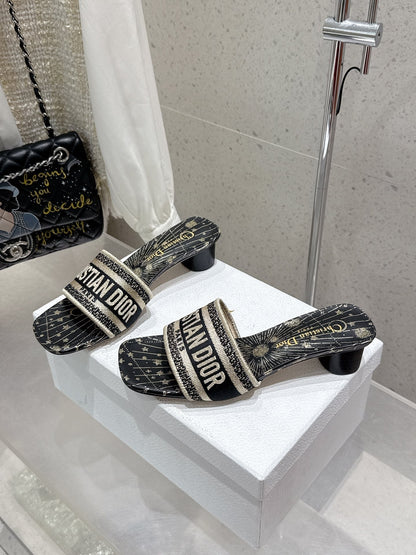 CD 26s Embroidered Flat Slippers Black Gold Canvas Leather 636395