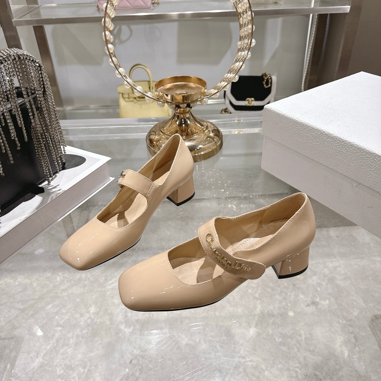 CD 26 Lolita High Heels 40 Beige Patent Leather 592207