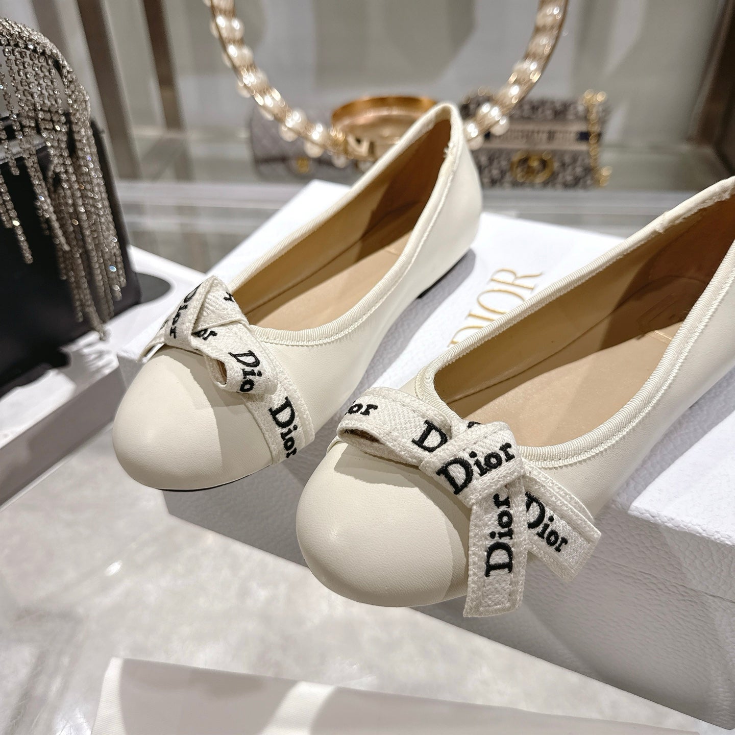 CD 26 Bow Ballet Flat Embroidered Sheepskin
