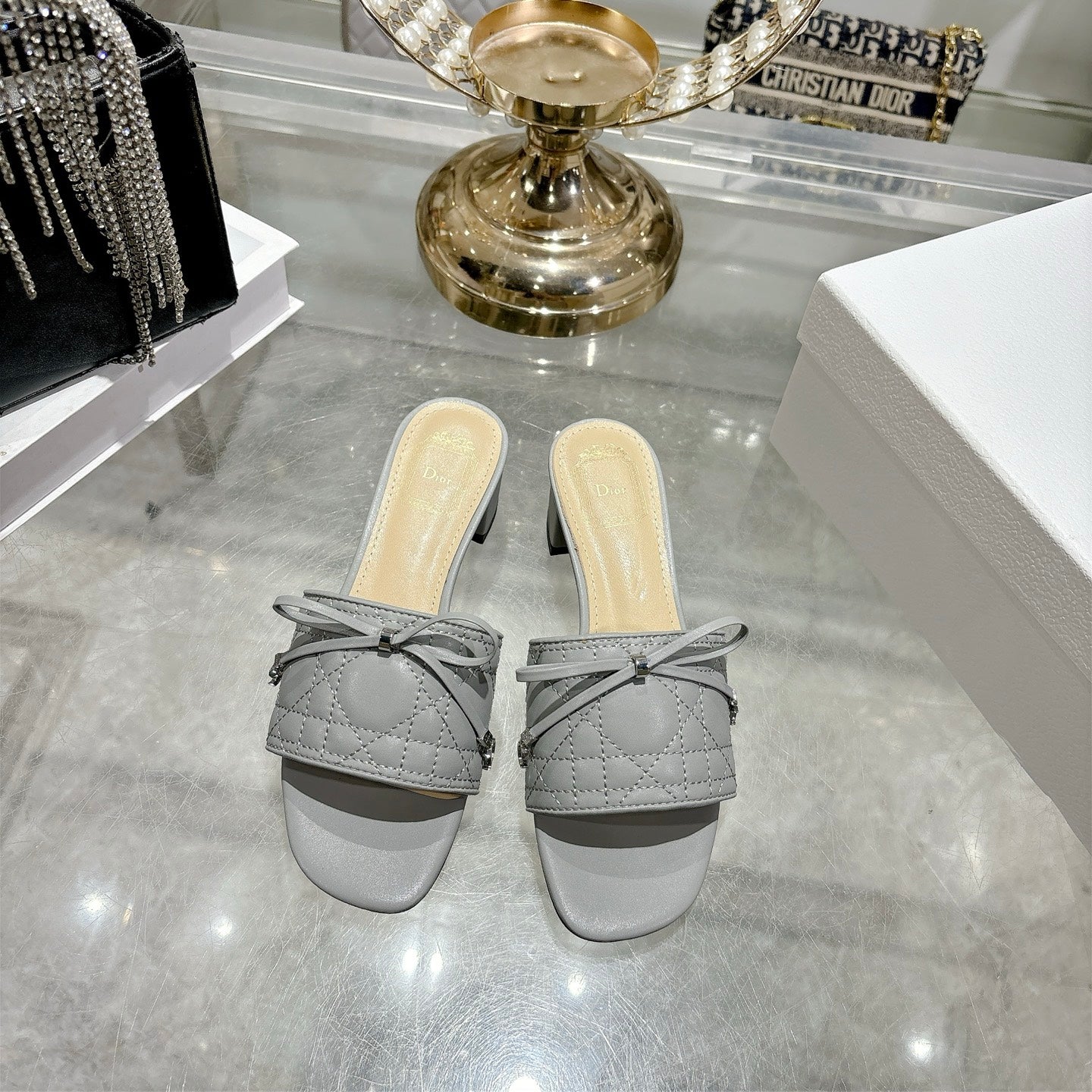 CD 26s Slippers Gray Beige Sheepskin 679865