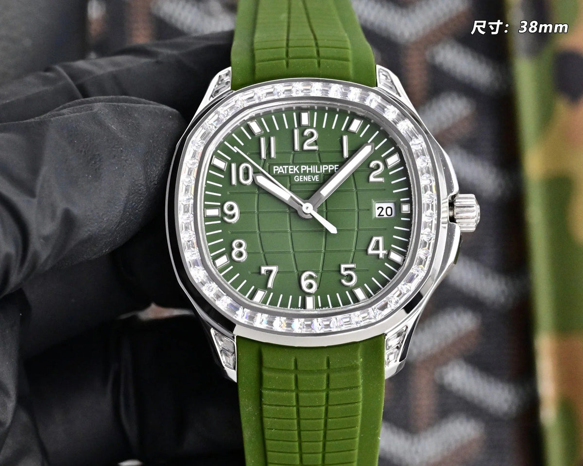 Patek Philippe Aquanaut Diamond 38.8mm Rubber Strap