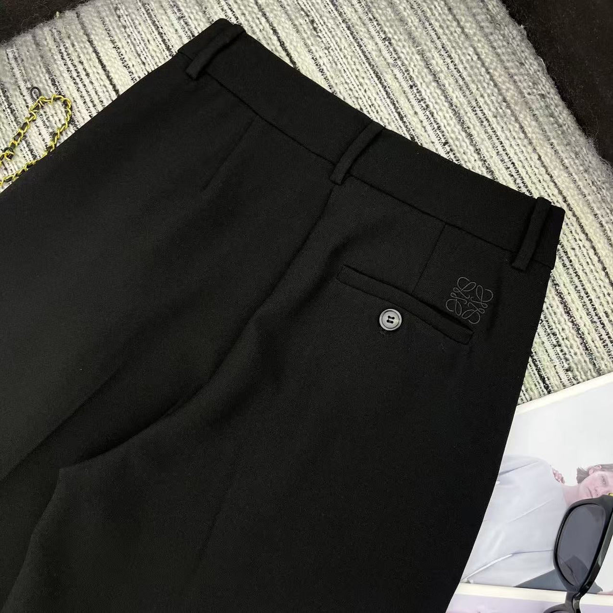 LOEWE STRAIGHT-LEG PANTS WITH EMBROIDERED LOGO 274390
