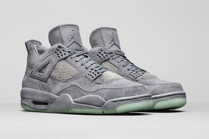Jordan 4 x KAWs Grey Sneakers - Head-Turner | Style MVP